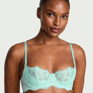 Victoria’s Secret Dream Angels Wicked Unlined Lace Bra Canal Blue 32DD